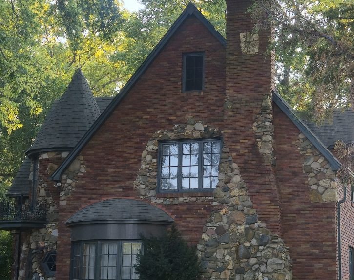 1357 Main St - 01